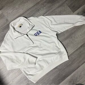Universal Threads Women’s USA Quarter Zip